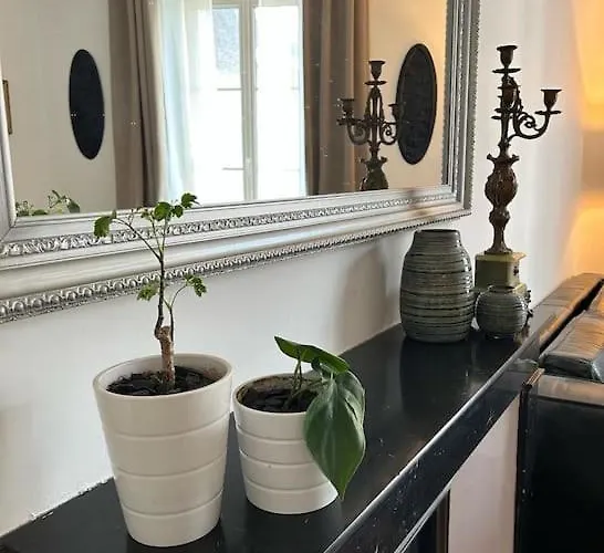 Chez La Vieille Dame